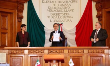 El Gobernador Yunes promulgó la reforma constitucional en materia de combate a la corrupción