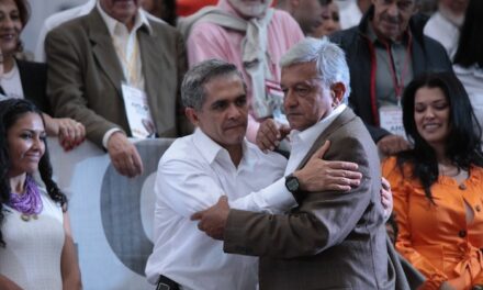 AMLO batea a Mancera