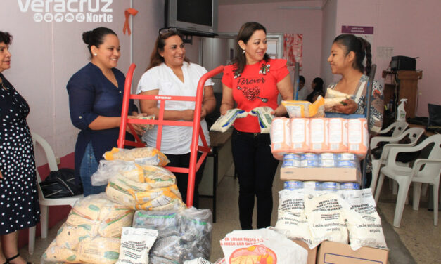 Entrega DIF Más Desayunos Calientes