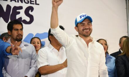 El precandidato panista a la gubernatura de Veracruz, Miguel Ángel Yunes Márquez, continúa llevando su mensaje a los militantes y simpatizantes del norte de Veracruz: Estado