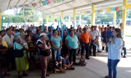 Apoyaré a estudiantes con estímulos y tecnología: Judith Pineda  