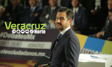 Miguel Ángel Yunes Márquez expone experiencia y conocimiento en Panel Ciudadano de COPARMEX