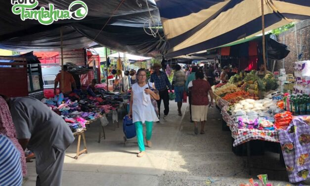 Mujeres lideran el tianguis