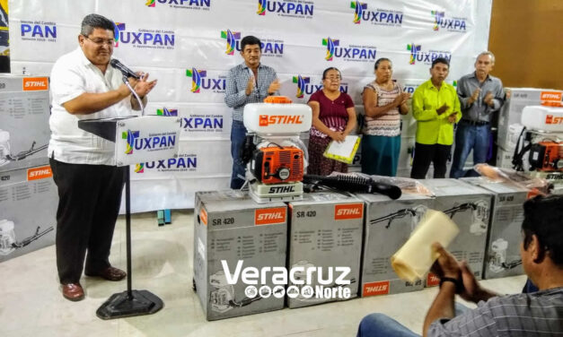 Bombas aspersoras con motor para 18 productores