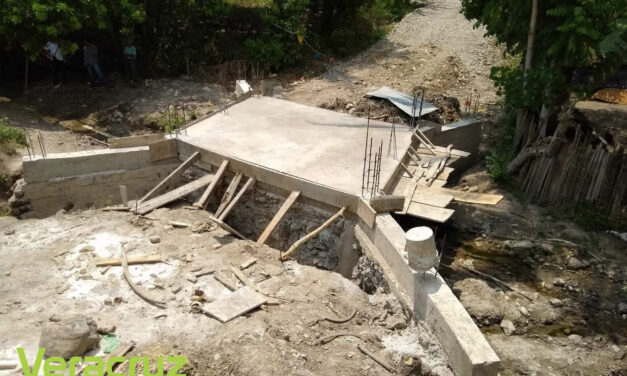 Habitantes del Edén agradecidos con Toño Aguilar con obras de impacto social