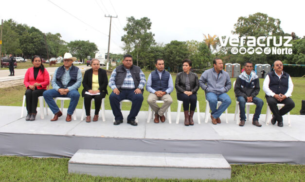 Inauguran oficialmente la carretera los kilómetros del tramo km. 9 al km. 18