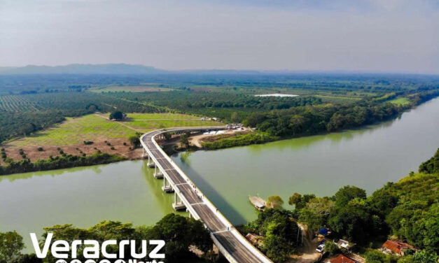Inaugura el Gobernador Yunes el Puente «El Ojite» sobre el río Tuxpan; comunica Álamo y los municipios de la Huasteca norte con el Puerto de Tuxpan