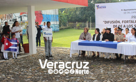 Emotivo homenaje a José Martí