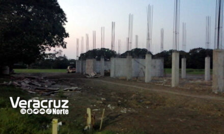 Espacios Educativos supervisa escuelas y anuncia importante inversión para plantel