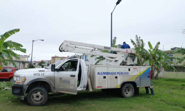 MANTENER EN BUEN ESTADO EL ALUMBRADO PÚBLICO ES PRIORIDAD DEL GOBIERNO DE TUXPAN