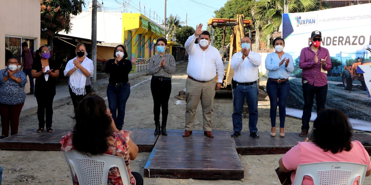 ARRANCA GOBIERNO MUNICIPAL PAVIMENTACIÓN DE LA CALLE HÉROES DEL 47. ¡HECHOS, NO PALABRAS!