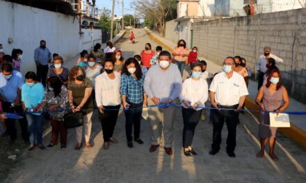 OBRAS QUE APERTURAN EL DESARROLLO