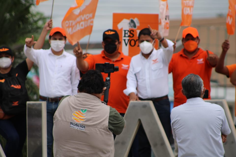 CARLOS REYES, UNA VERDADERA OPCIÓN DE CAMBIO