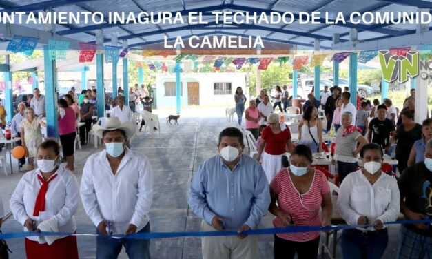 AYUNTAMIENTO INAGURA EL TECHADO DE LA COMUNIDAD  LA CAMELIA