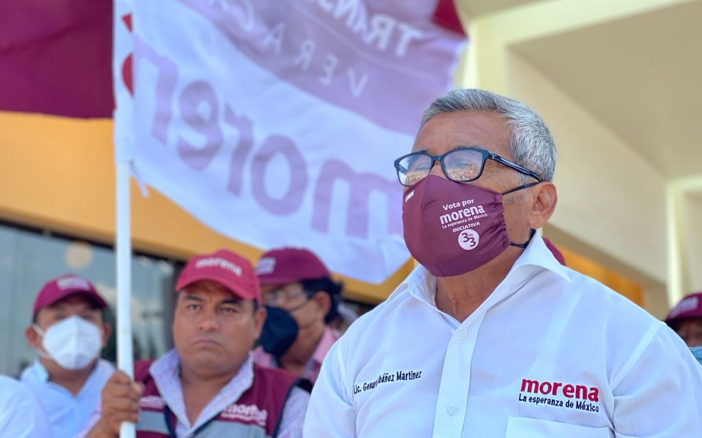 TRIUNFA GENARO IBÁÑEZ EN EL DEBATE DEL OPLE