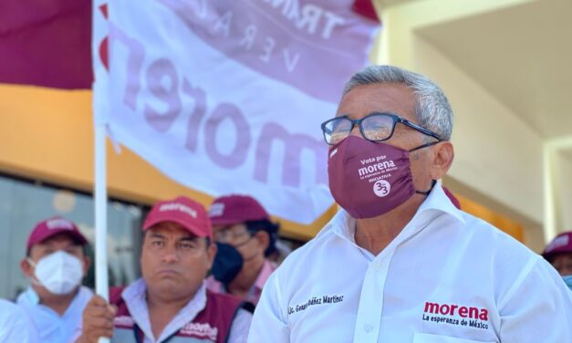 TRIUNFA GENARO IBÁÑEZ EN EL DEBATE DEL OPLE