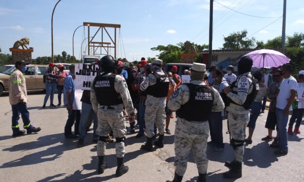 SE MANIFIESTAN EN PANUCO VERACRUZ CONTRA ACTOS DE LA FUERZA CIVIL