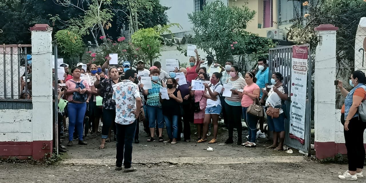 ALAMO: Protestan en Oficinas del Bienestar en Tuxpan