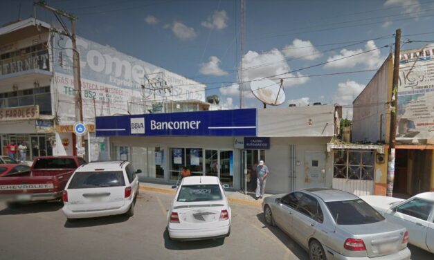 SE VA BANCOMER DE CERRO AZUL