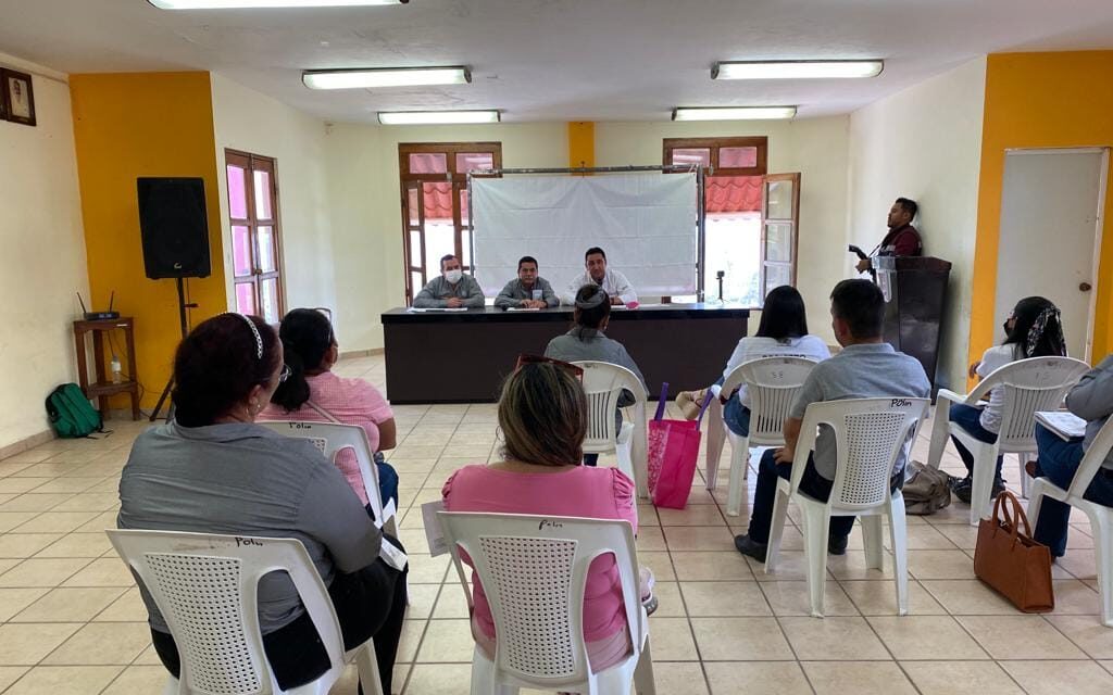 Ozuluama: Información a personal del Ayuntamiento sobre los trabajos que se realizarán para la atención ciudadana