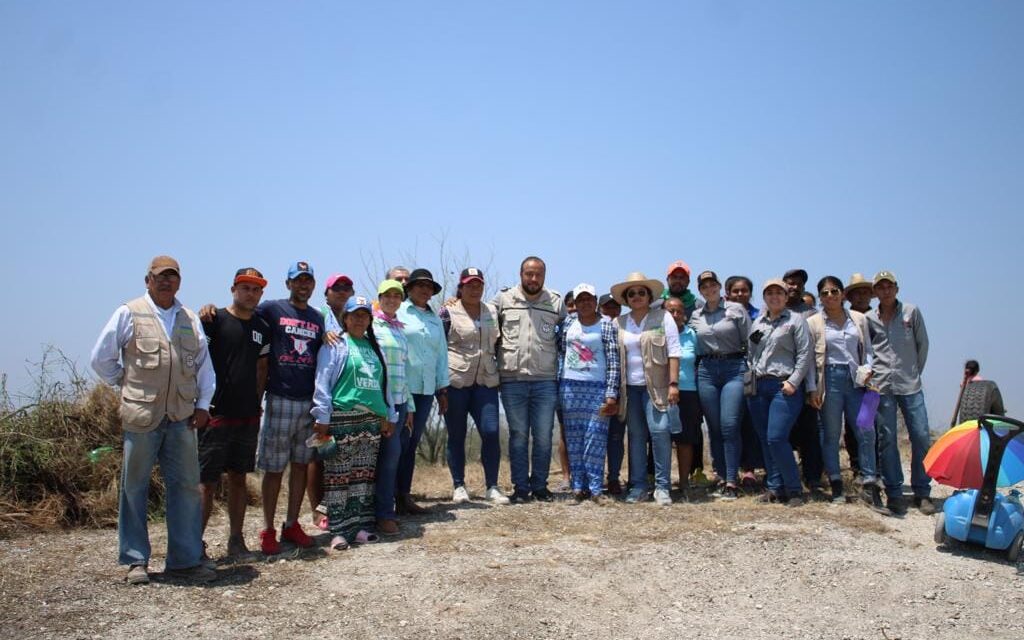 Ozuluama: Jornada de limpieza en la playa boca del río en Cucharas