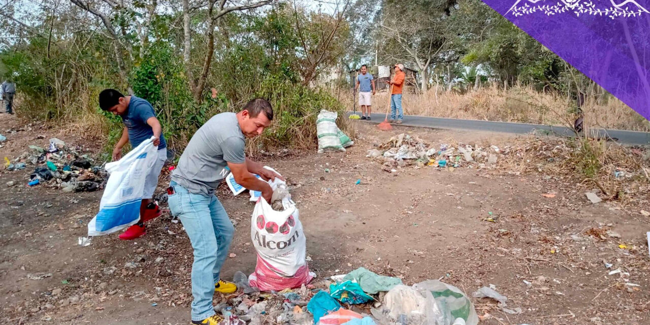 Personal del H. Ayuntamiento de Tamalín busca erradicar basureros clandestinos en la loc. de San Jerónimo