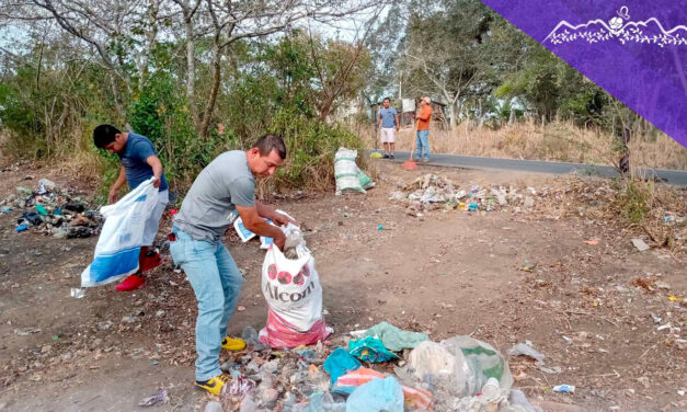 Personal del H. Ayuntamiento de Tamalín busca erradicar basureros clandestinos en la loc. de San Jerónimo