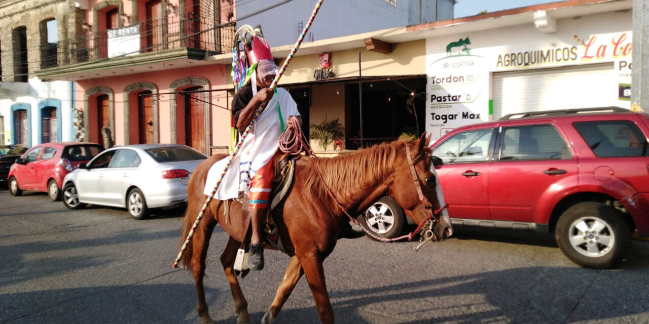 Coatzintla: Edición 152 de la tradicional «carrera de judíos»