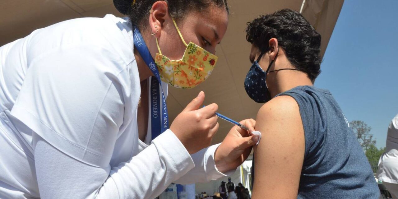 Tamalín: Plan de vacunación para rezagados a personas de 18 años en adelante