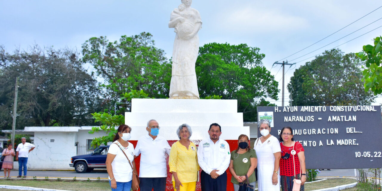 Naranjos: Reinauguración del monumento a la madre