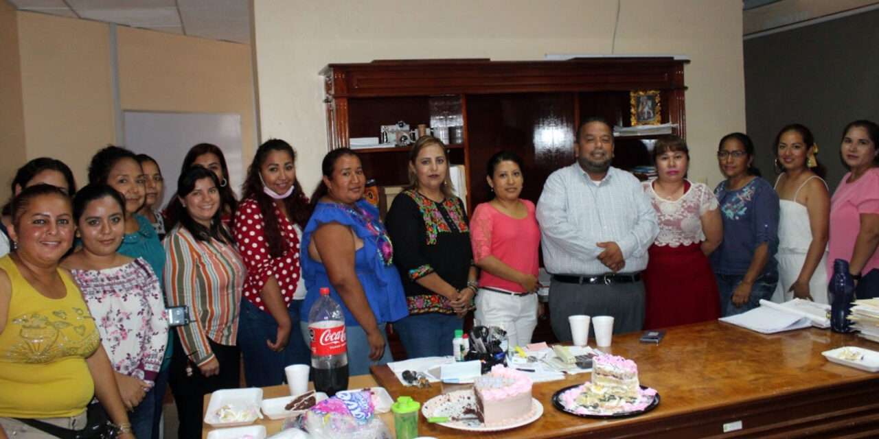 Coatzintla: Agradecimiento a las madres que realizaron su jornada de trabajo