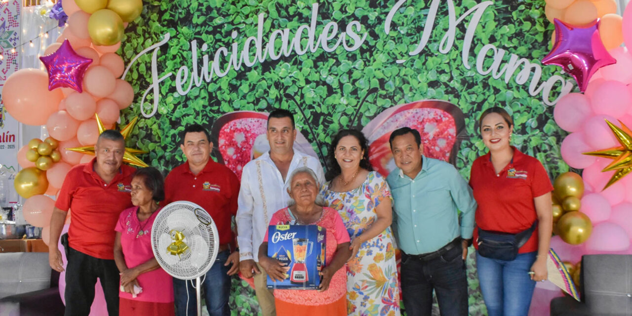 Tamalín: Alcaldesa festeja el Día de la Mamá