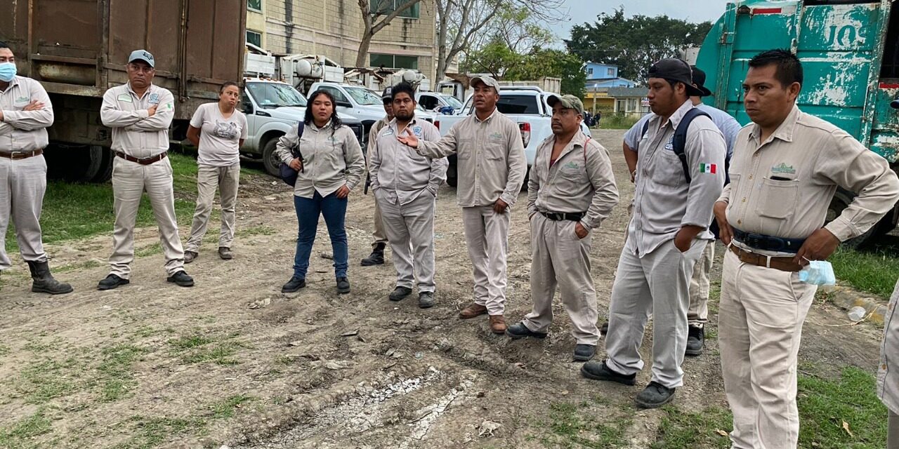 Naranjos: Reunión con trabajadores de limpia pública