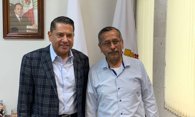 Gutiérrez Zamora: Reunión de trabajo con los diputados, Juan Javier Gómez Cazarín y Luis Arturo Santiago Martínez