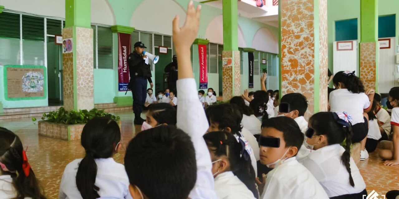 Gutiérrez Zamora: Simulacro de atentado en el colegio México