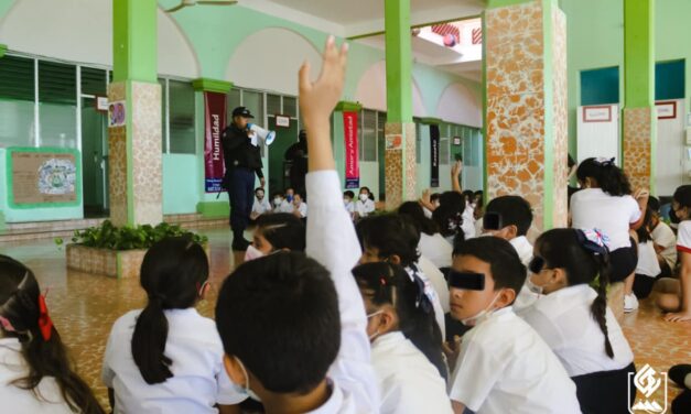 Gutiérrez Zamora: Simulacro de atentado en el colegio México