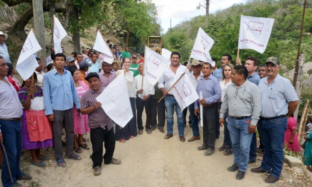 Platón Sánchez: Banderazo de inicio de obra de ampliación de pavimento hidráulico y muro de contención en Ahitic