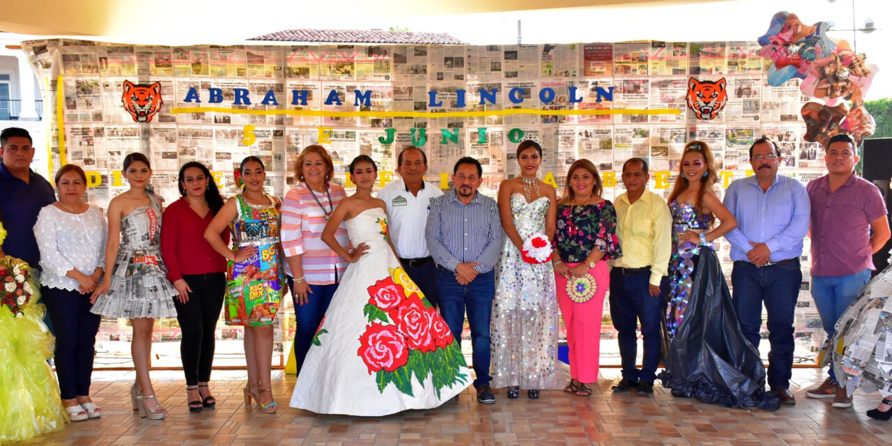 Naranjos: Exhibición de vestidos reciclados y manualidades
