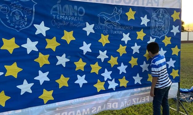 Álamo: «Observando las estrellas»