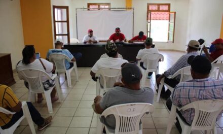 Ozuluama: Reunión con delegados de la liga de béisbol municipal
