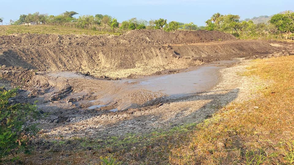 Ozuluama: Desazolve de ollas de aguas en la comunidad de San Antonio Tamijui