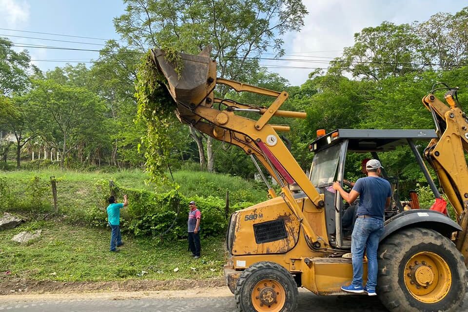 Naranjos: Alcalde asiste a faena en Rancho Nuevo