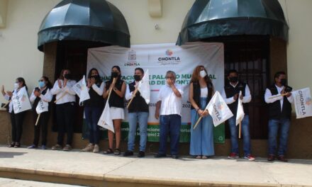 Chontla: Banderazo de inicio de obra de Rehabilitación del Palacio Municipal