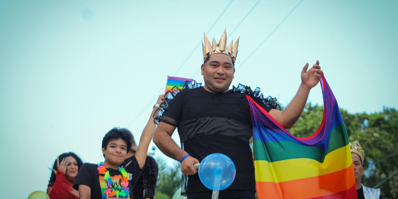 Cerro Azul: Primera marcha LGBTQ+