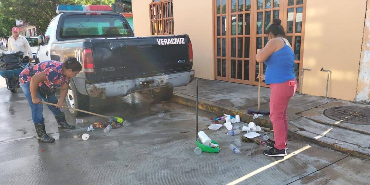 Tamiahua: Labores de limpieza por personal de servicios generales del ayuntamiento