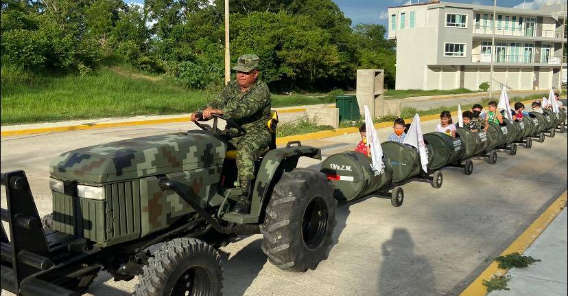 Álamo: Trenecito Infantil Militar, una iniciativa de acercamiento social