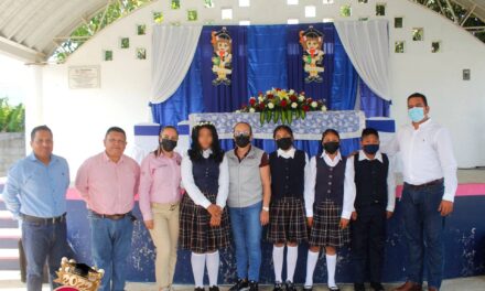 Tantima: Ceremonia de Clausura de la Escuela Primaria Miguel Hidalgo