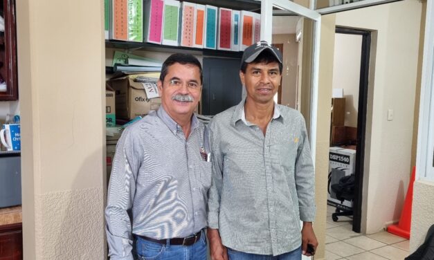 Ozuluama: Entrega de apoyo deportivo a la comunidad de San Antonio Tamijui