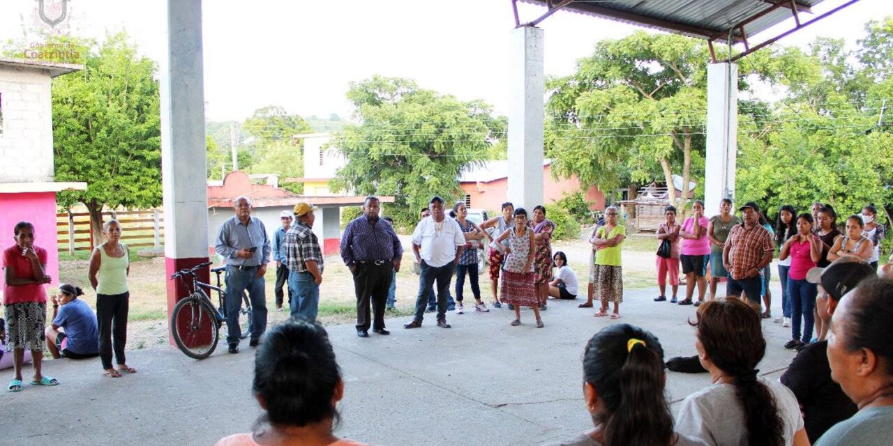 Coatzintla: Reunión con ciudadanos de Santa María