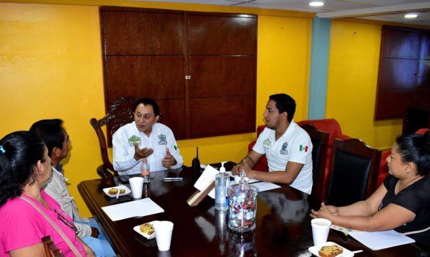 Naranjos: Reunión con junta de mejoras de la Col. Tierra y Libertad